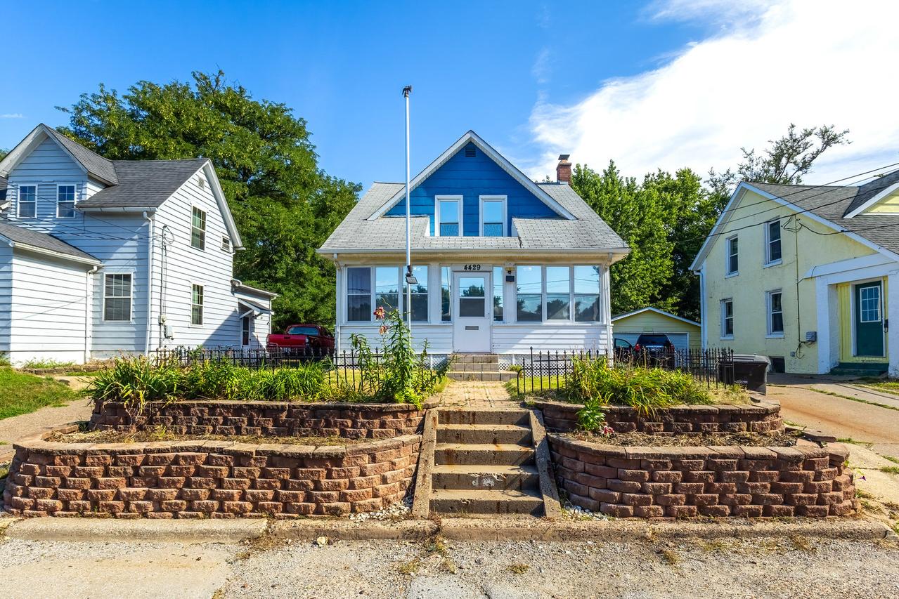 4429 16th Ave., Rock Island, IL 61201