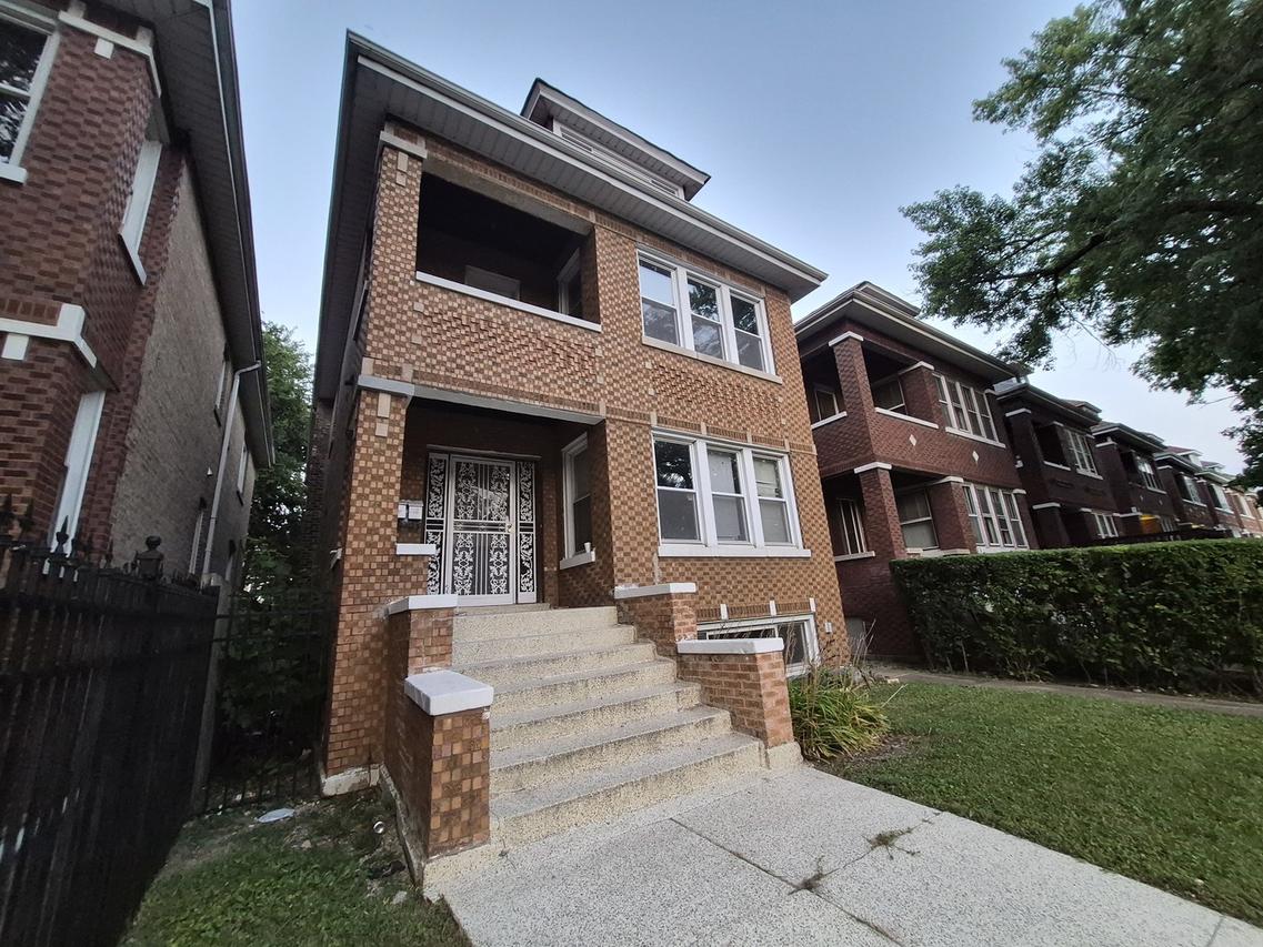 6807 S Talman Ave., Chicago, IL 60629