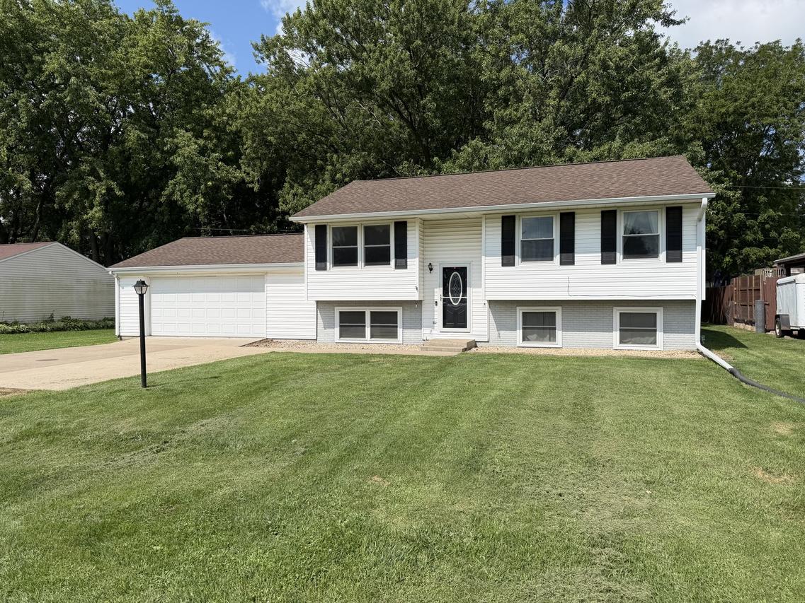 403 S Postlewaite St., Alexis, IL 61412