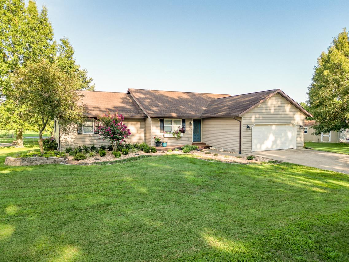 10468 Chayla Rd., Marion, IL 62959