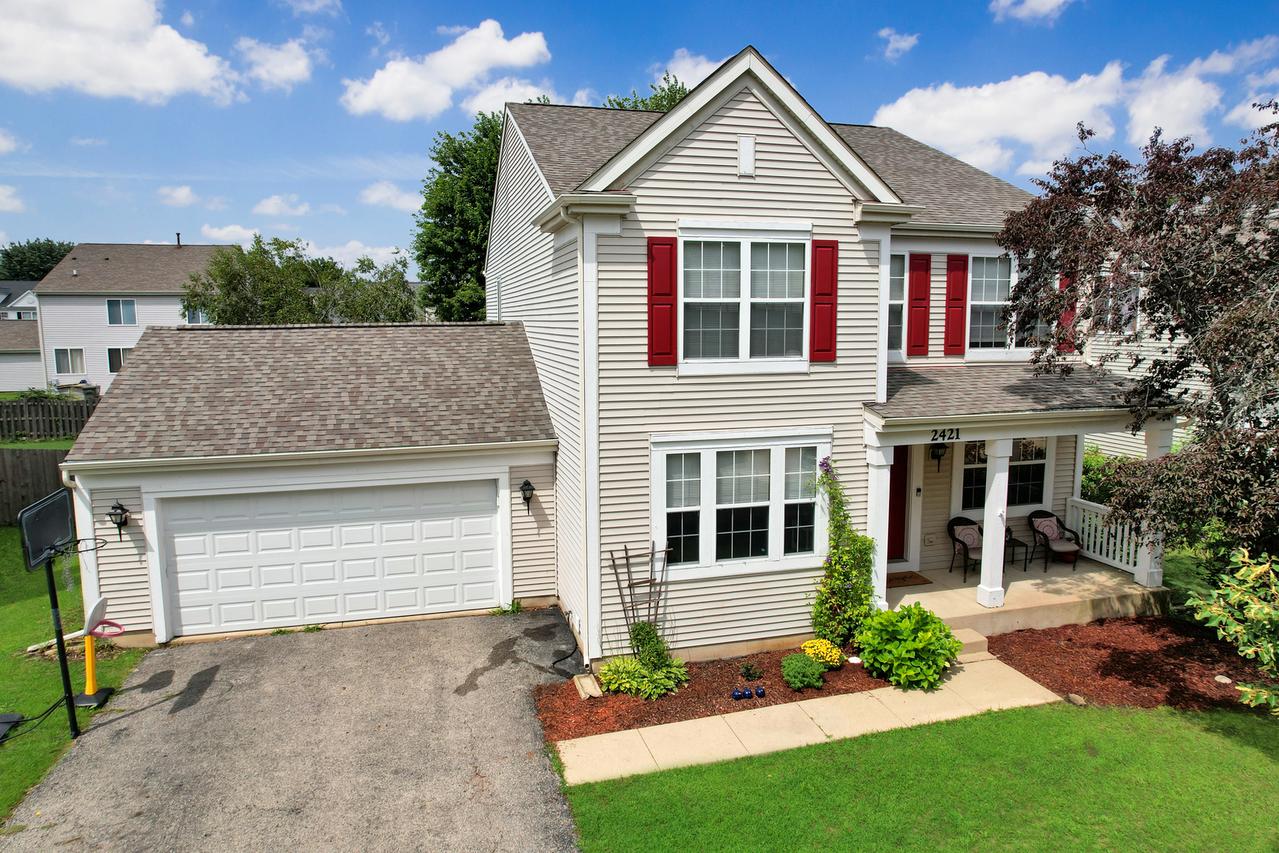 2421 Columbia Ln., Montgomery, IL 60538