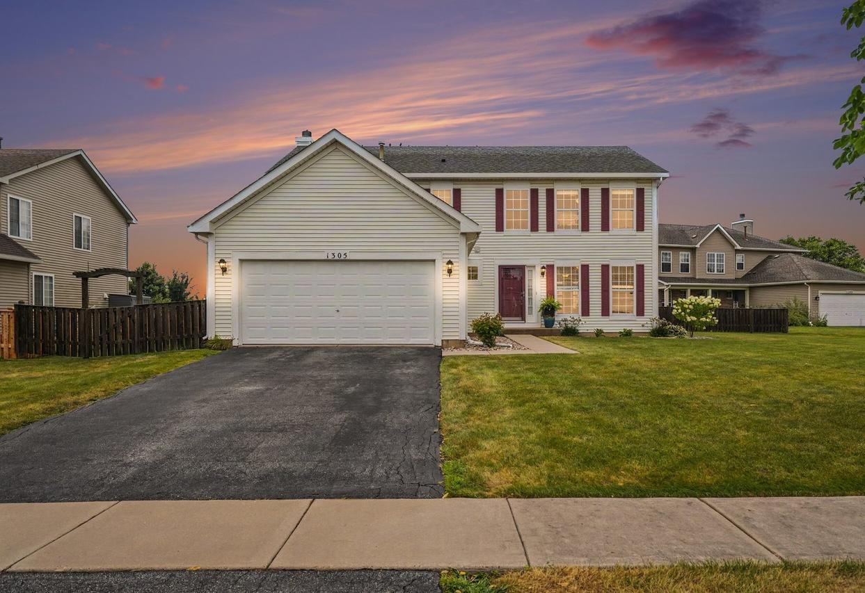 1305 Glenridge Ct., Minooka, IL 60447