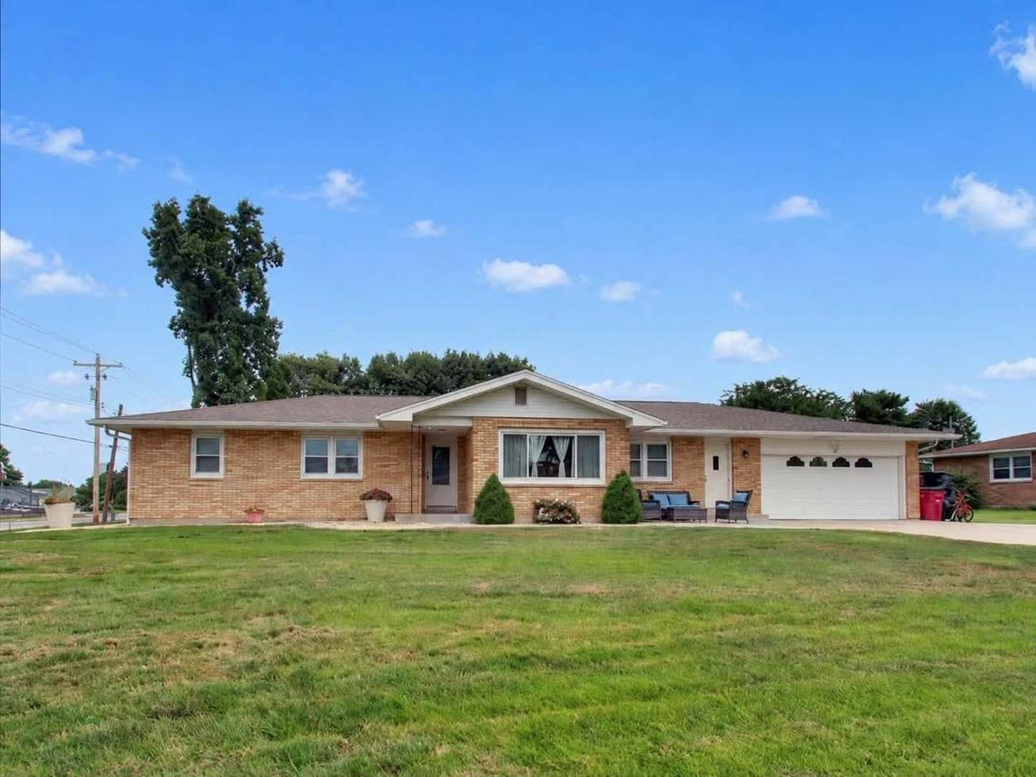1201 Gayla Dr., Quincy, IL 62305