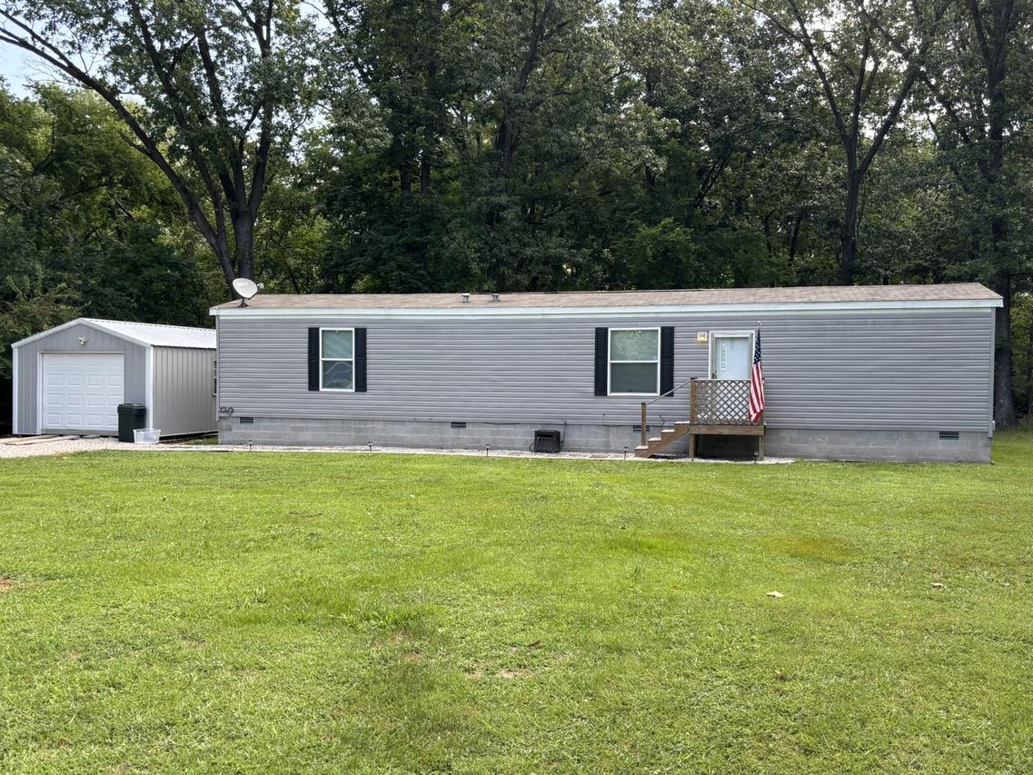 1964 Dogwood Ln., Centralia, IL 62801