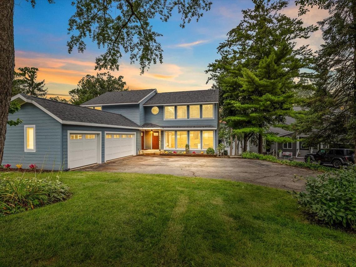 1949 Baintree Rd., Davis, IL 61019
