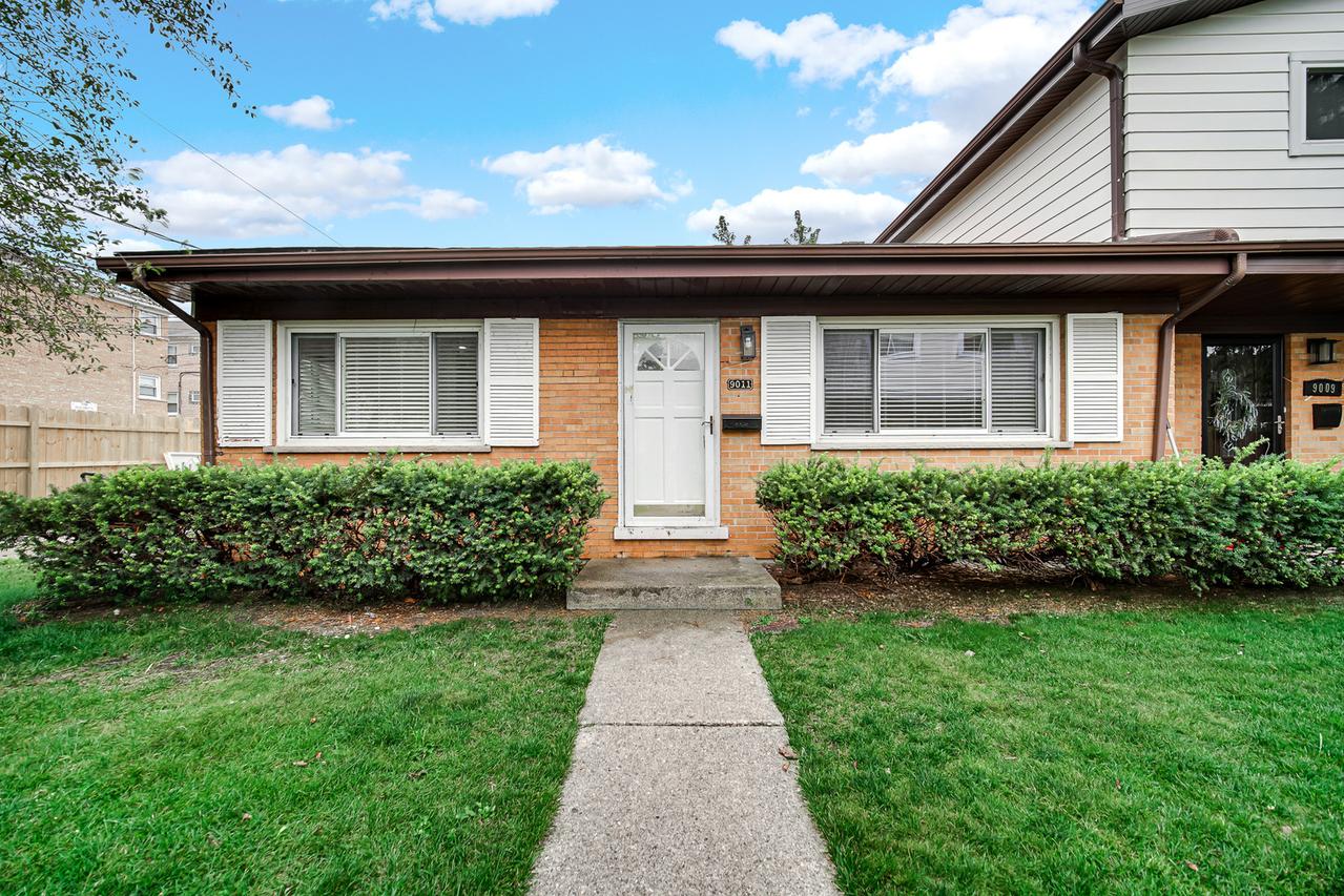 9011 N Clifton Ave., Niles, IL 60714