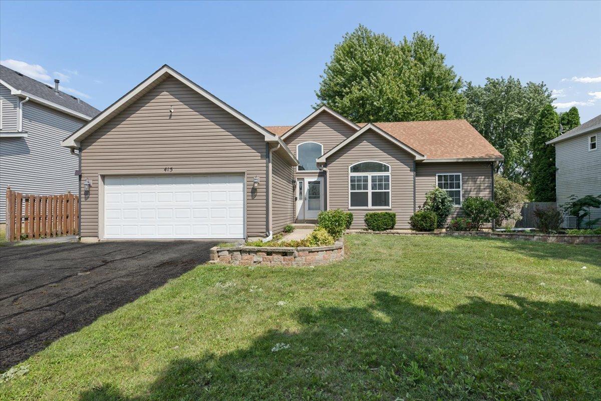 415 Juniper Dr., North Aurora, IL 60542