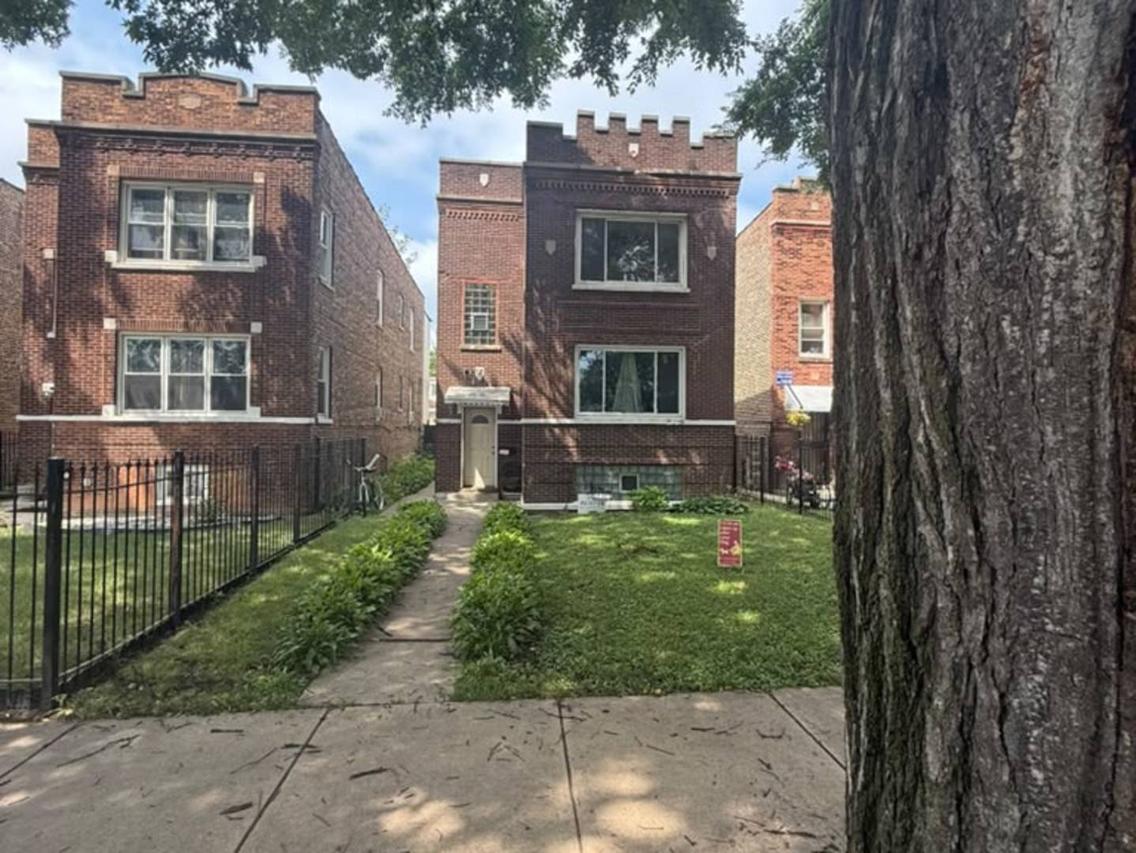 1814 N Monitor Ave., Chicago, IL 60639