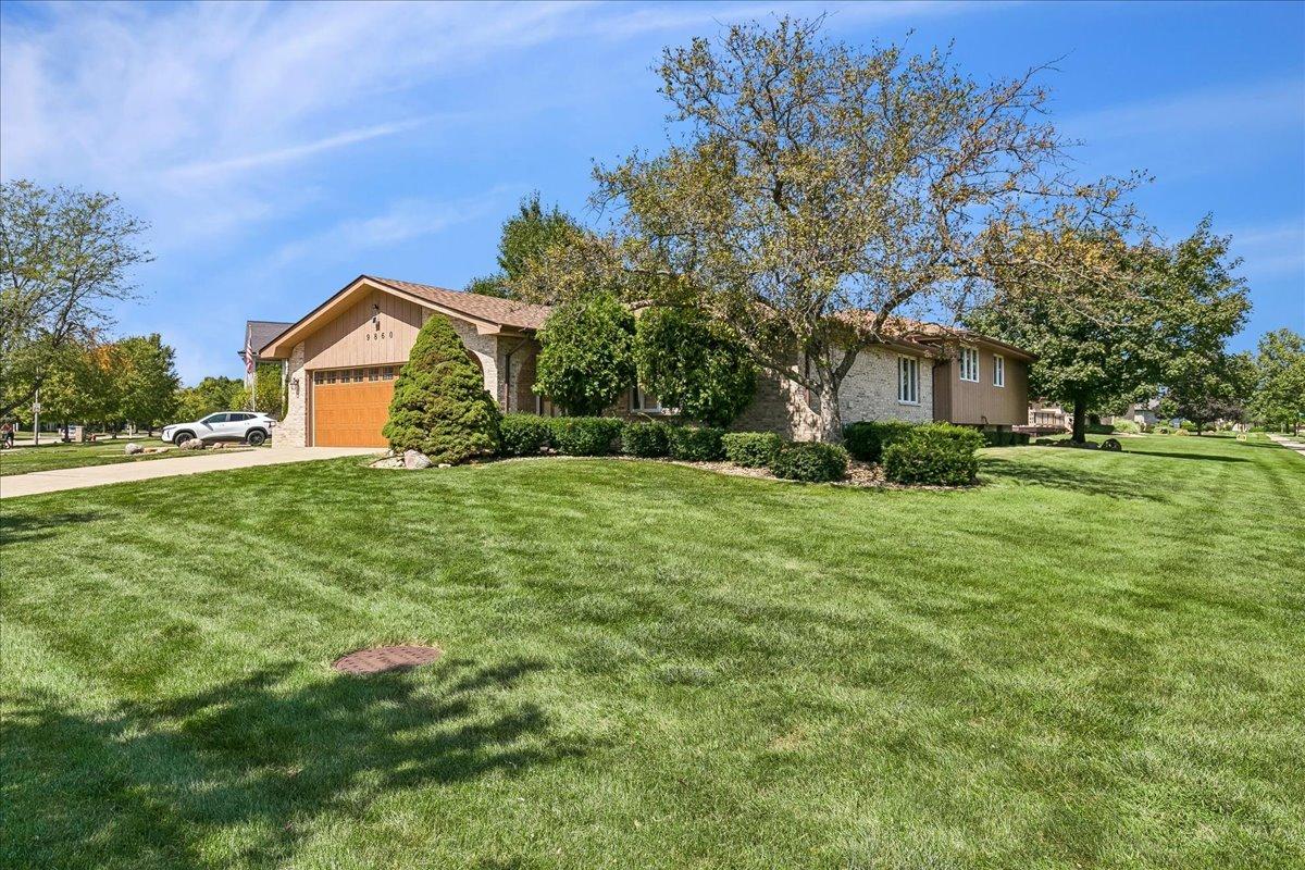 9860 Cambridge Dr., Mokena, IL 60448