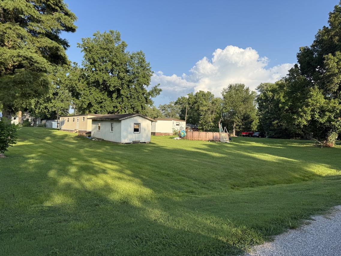 214 & 212 S Hickory St., Desoto, IL 62924