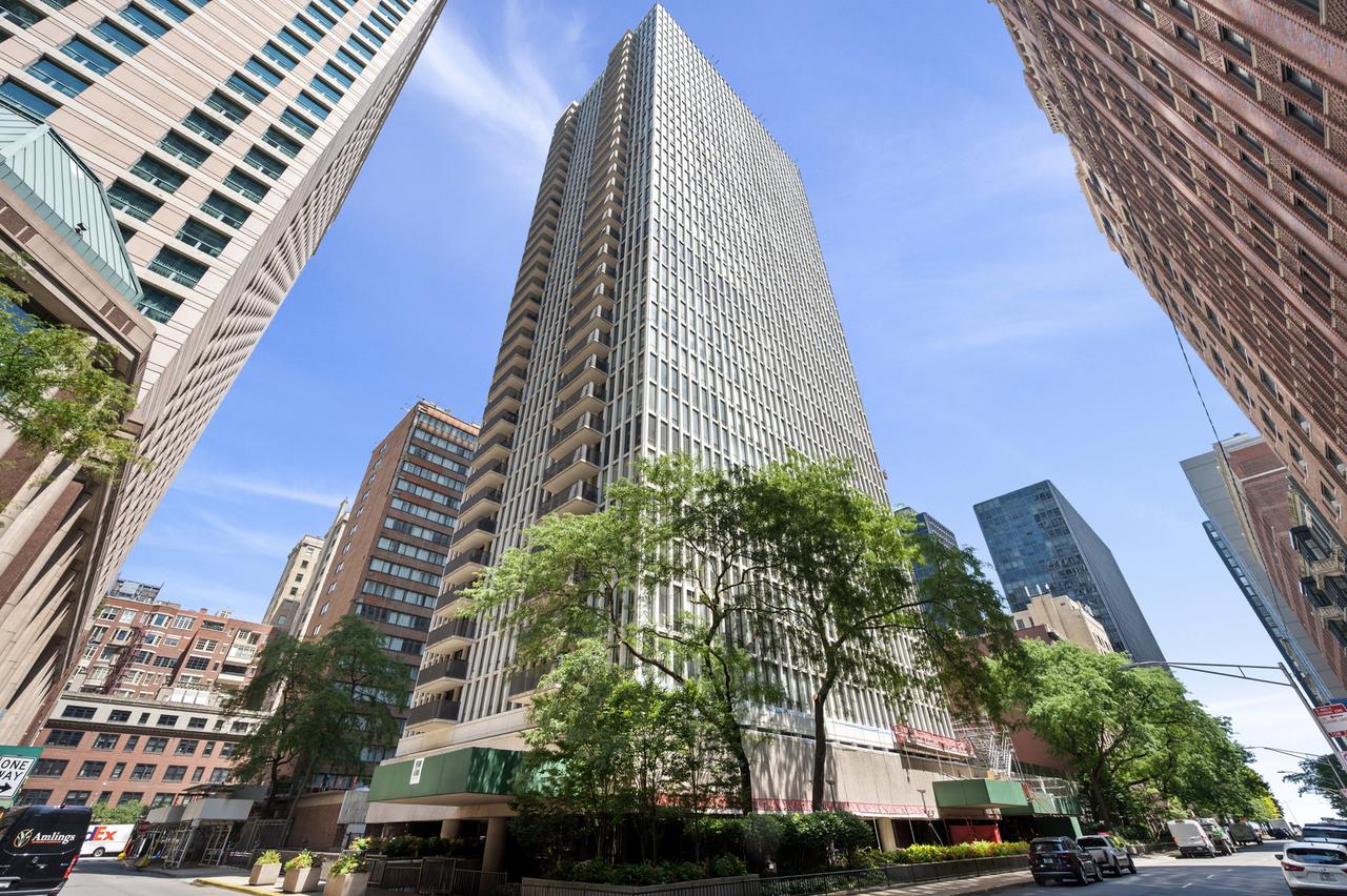 200 E Delaware Pl. #7D, Chicago, IL 60611