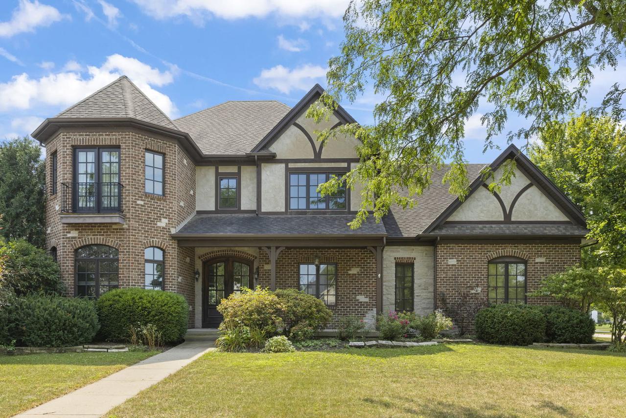 1299 Lance Ave., Elburn, IL 60119