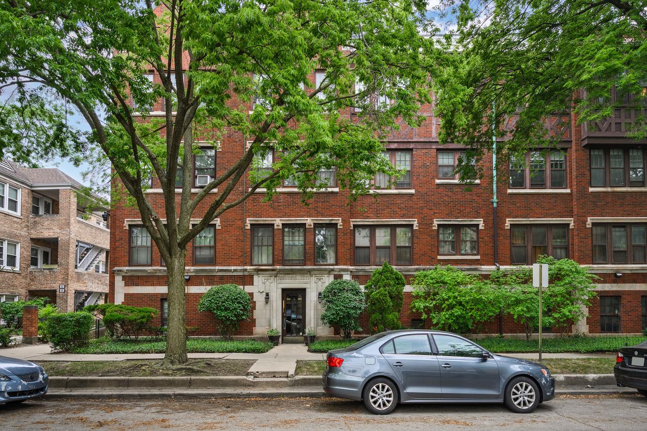 442 Elmwood Ave. #2, Evanston, IL 60202