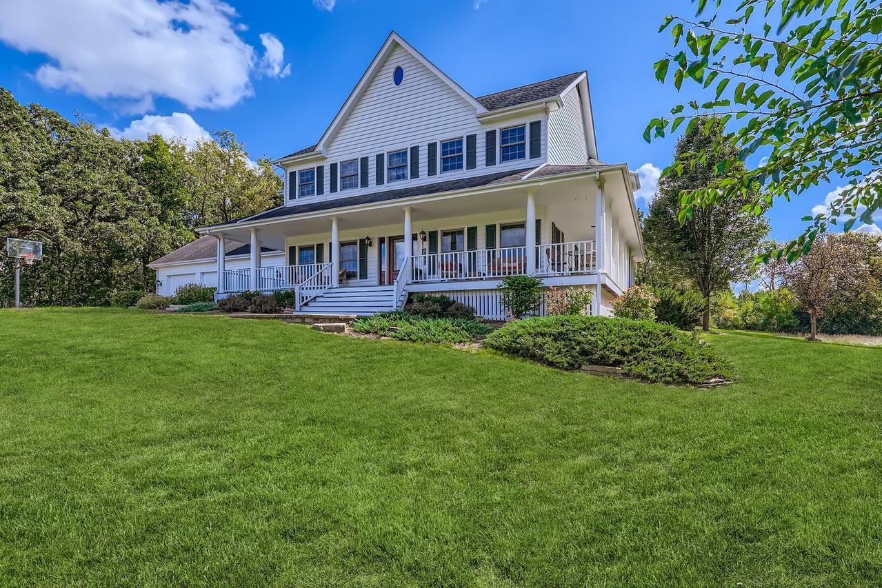 13N441 Coombs Rd., Elgin, IL 60124