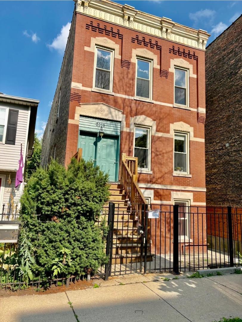 2215 N Campbell Ave. #3F, Chicago, IL 60647