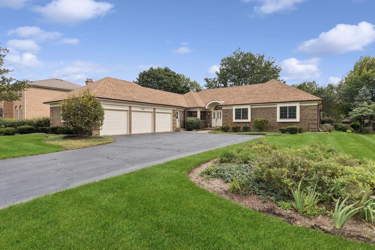 609 Claire Ln., Prospect Heights, IL 60070