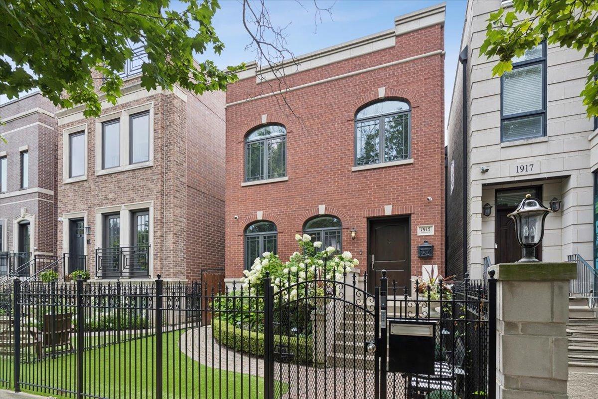 1915 W Wolfram St., Chicago, IL 60657