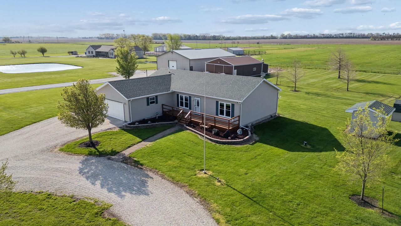 15334 W 3000n Rd., Essex, IL 60935