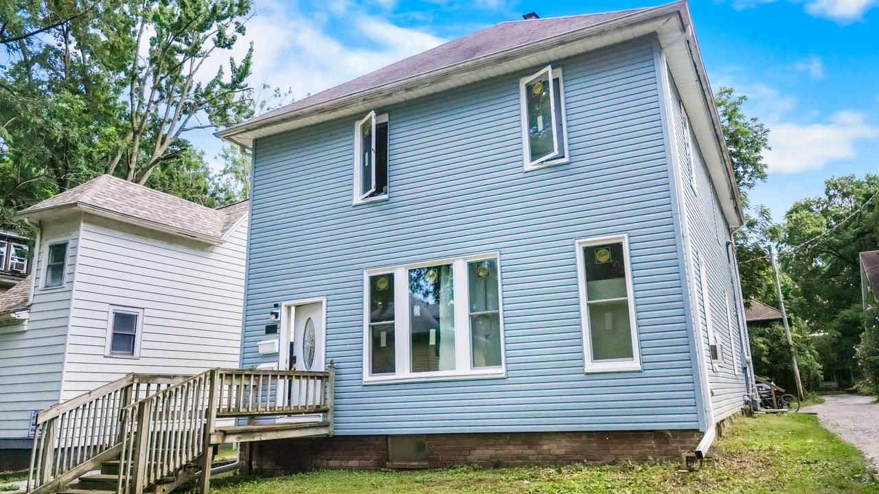 709 W California Ave., Urbana, IL 61801