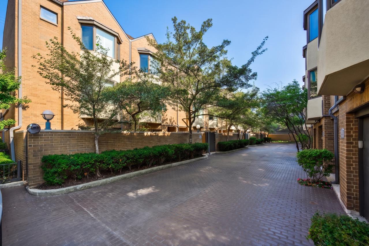2019 N Halsted St. #A, Chicago, IL 60614