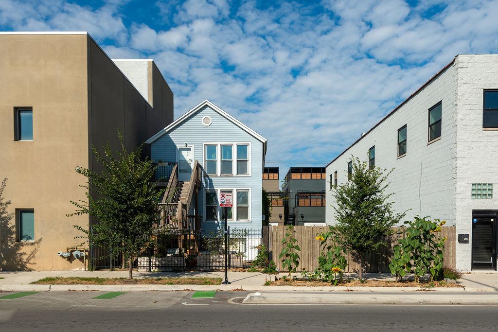 2050 W Grand Ave., Chicago, IL 60612