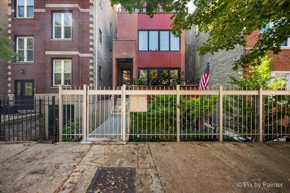 1308 N Bosworth Ave. #2, Chicago, IL 60622