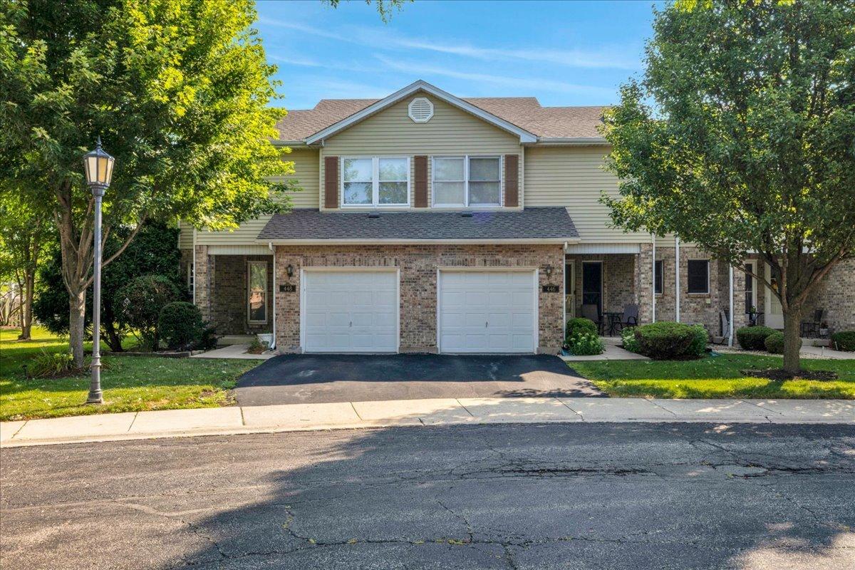 446 S Wenbriar Sq., Addison, IL 60101