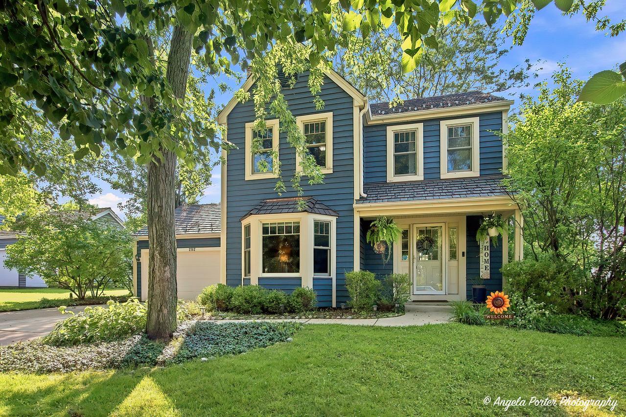 292 Mayflower Ct., Gurnee, IL 60031