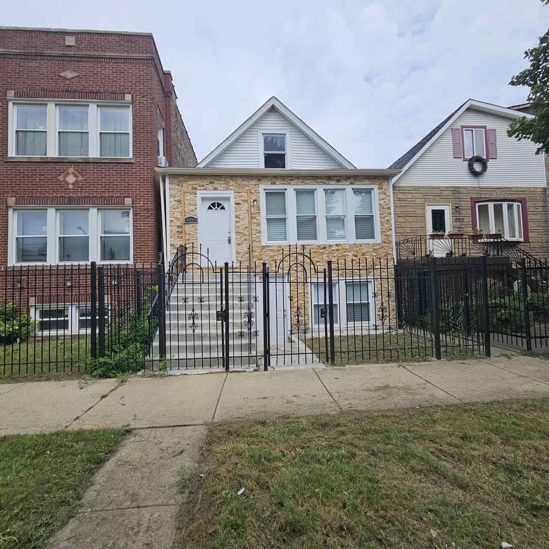 4914 W Congress Pkwy., Chicago, IL 60644