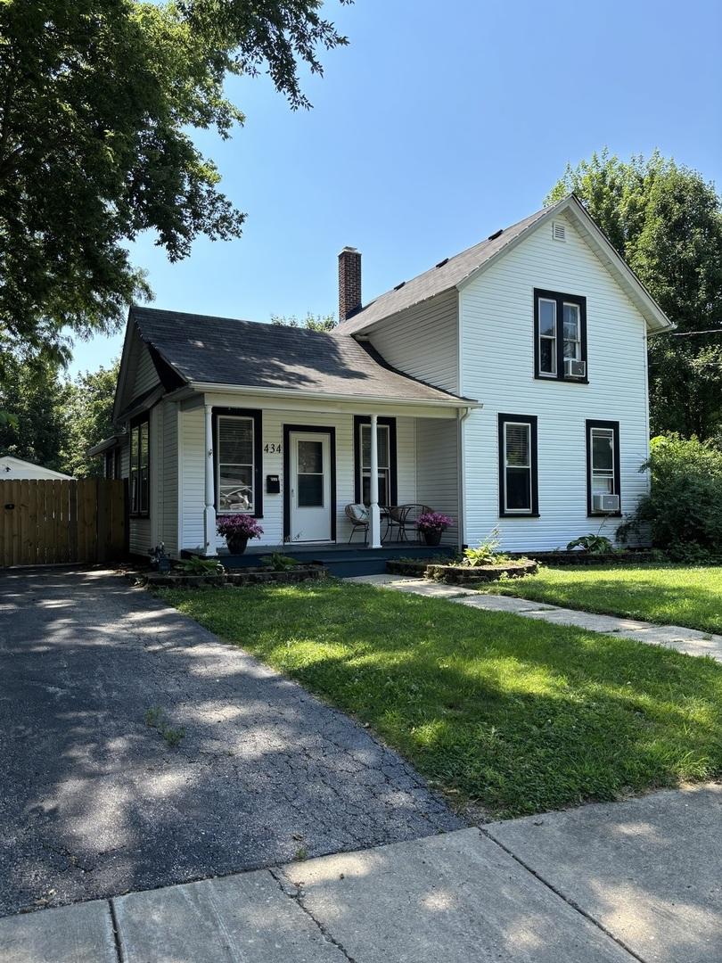 434 Cleveland Ave., Batavia, IL 60510