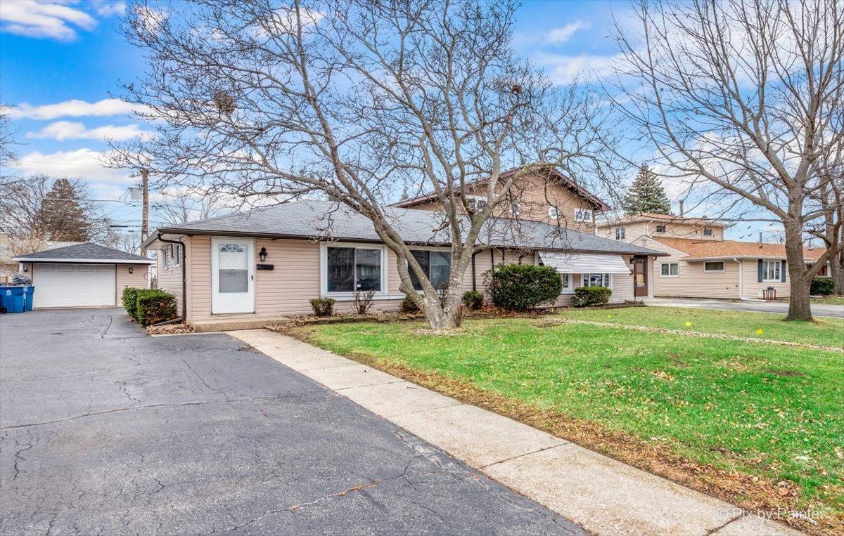 4570 W 88th Pl., Hometown, IL 60456
