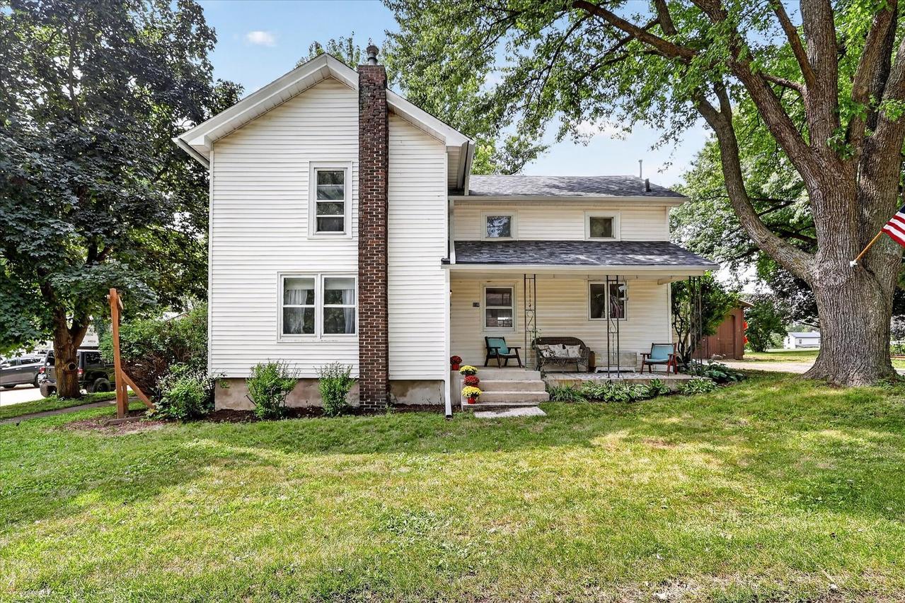 110 N Harrison St., Cedarville, IL 61013