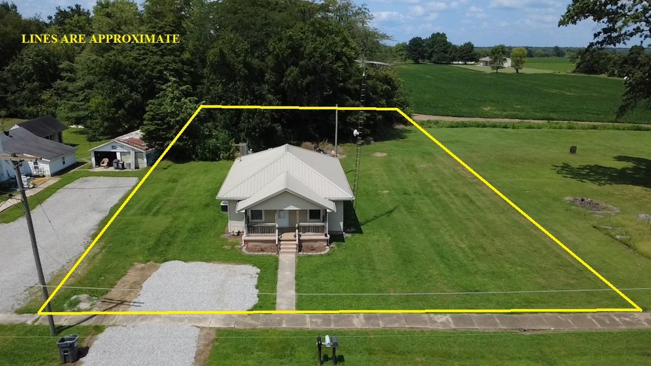 401 E Elm St., Waltonville, IL 62894