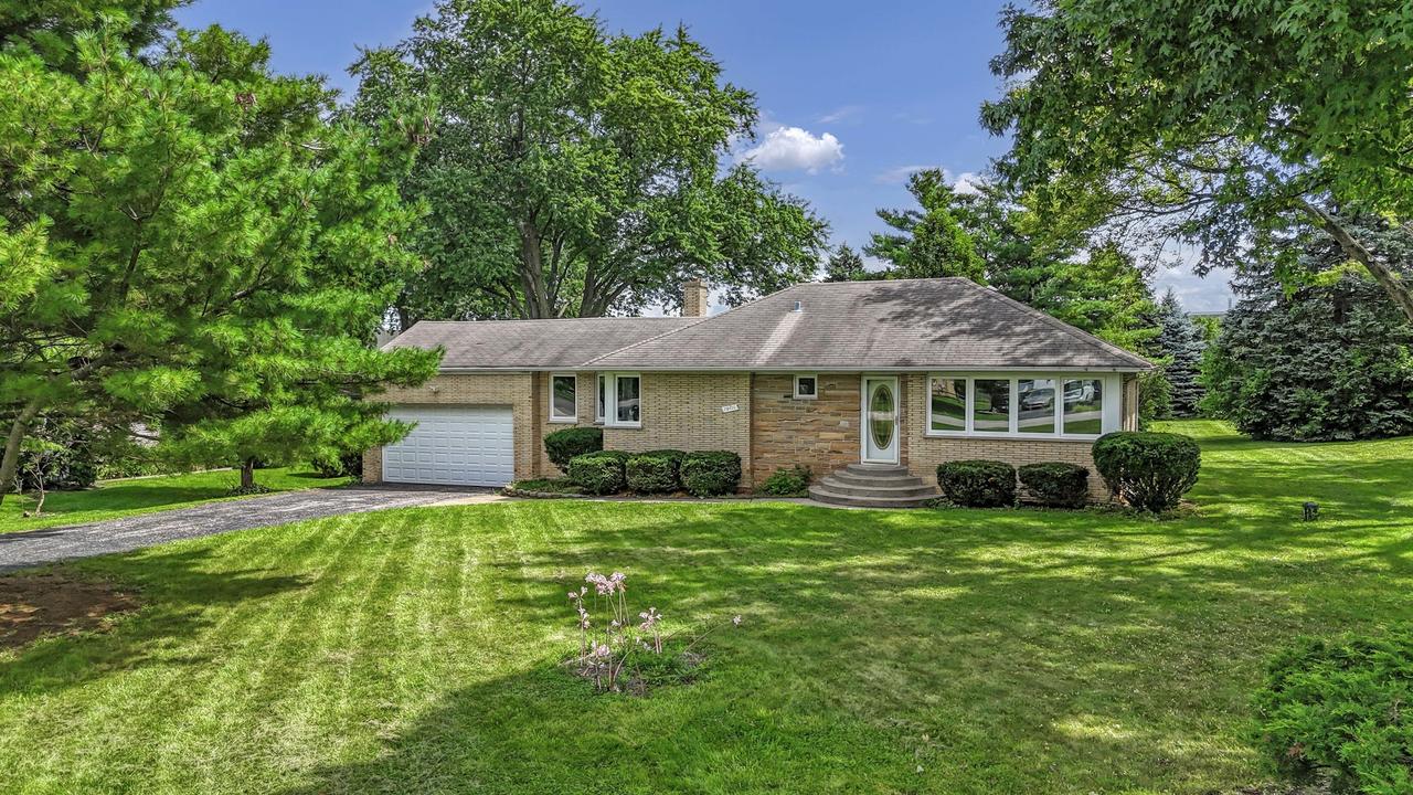 7N435 Linden Ave., Medinah, IL 60157