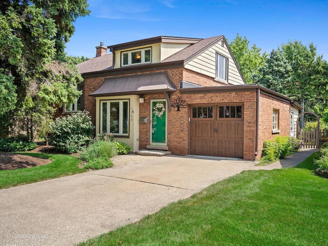 1139 Ostrander Ave., La Grange Park, IL 60526