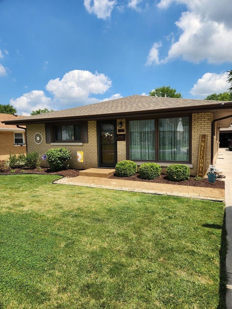 1910 Oakland Ave., Crest Hill, IL 60403