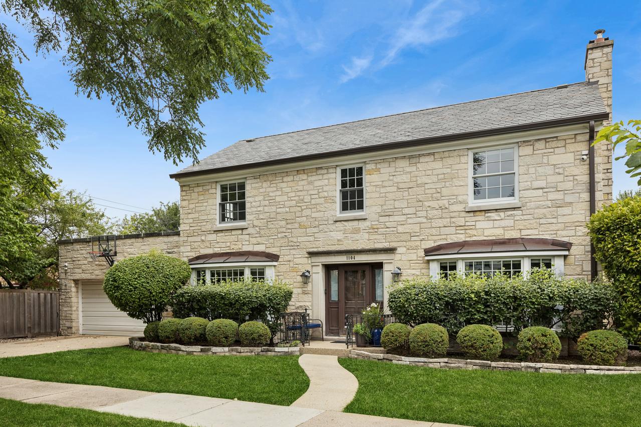 1104 Greenfield St., Oak Park, IL 60302