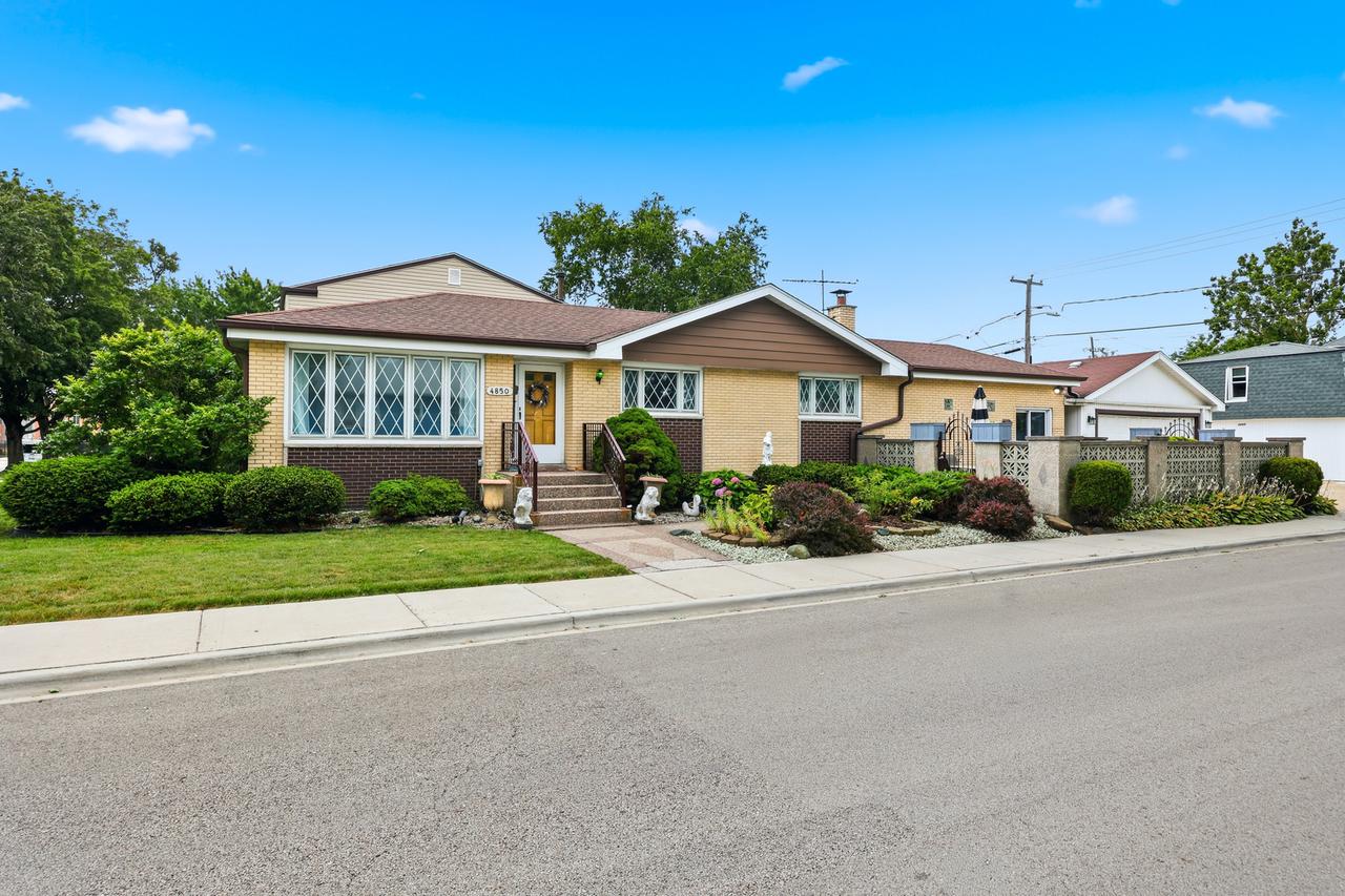 4850 Michigan Ave., Schiller Park, IL 60176