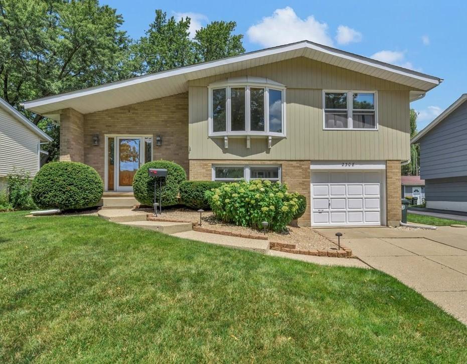 2308 Birch Ln., Rolling Meadows, IL 60008