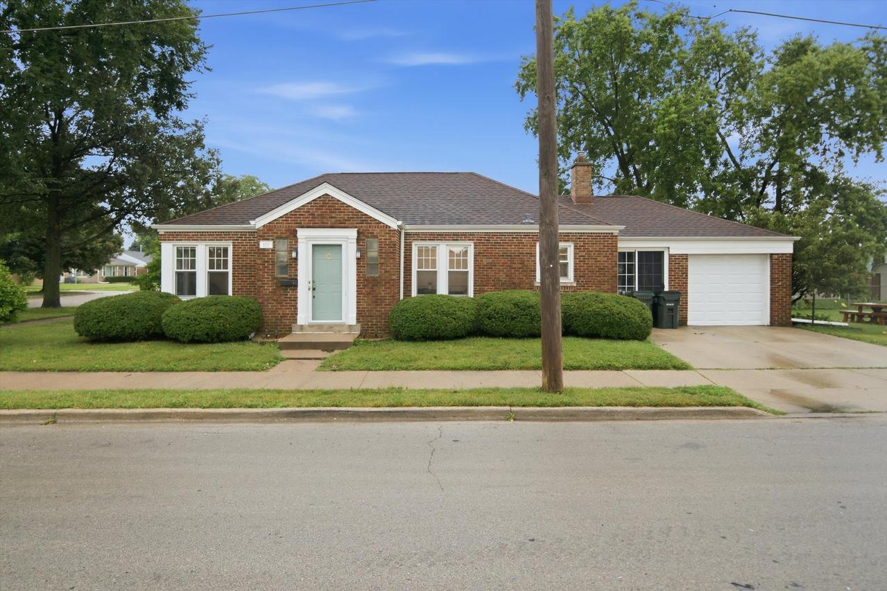 4400 Madison Ave., Brookfield, IL 60513