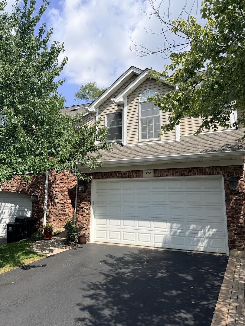 122 N Drew Ct., Palatine, IL 60067
