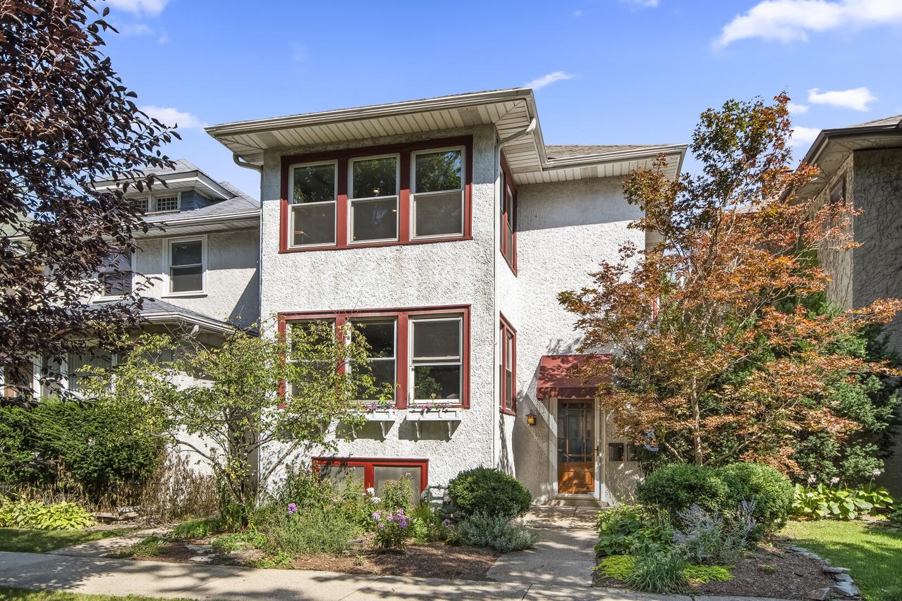 642 S Lombard Ave., Oak Park, IL 60304