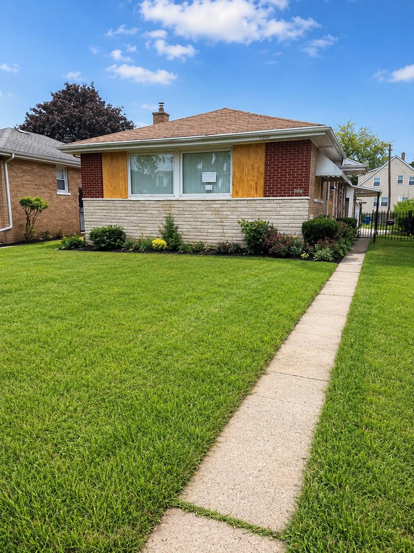 1705 Washington Blvd., Maywood, IL 60153