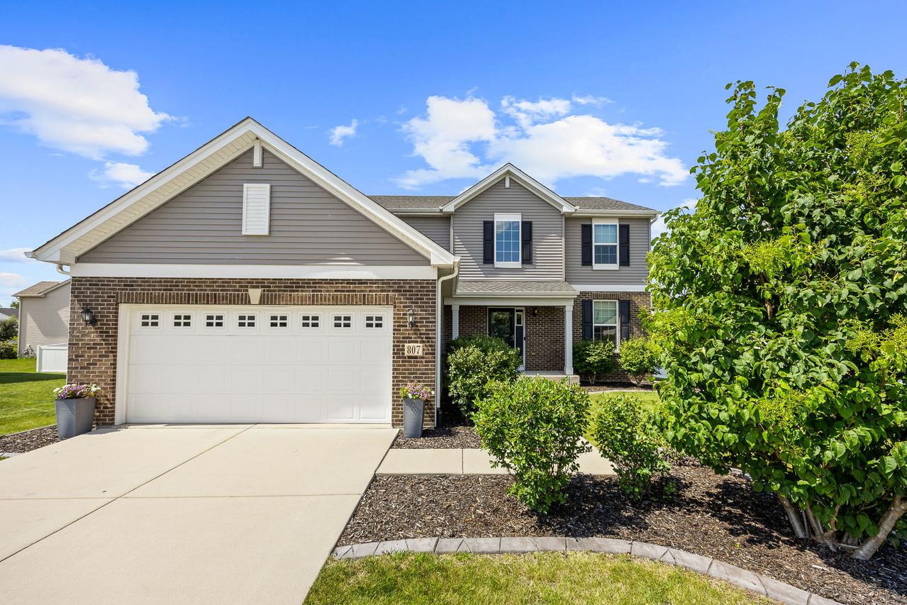 807 High Grove Dr., Minooka, IL 60447