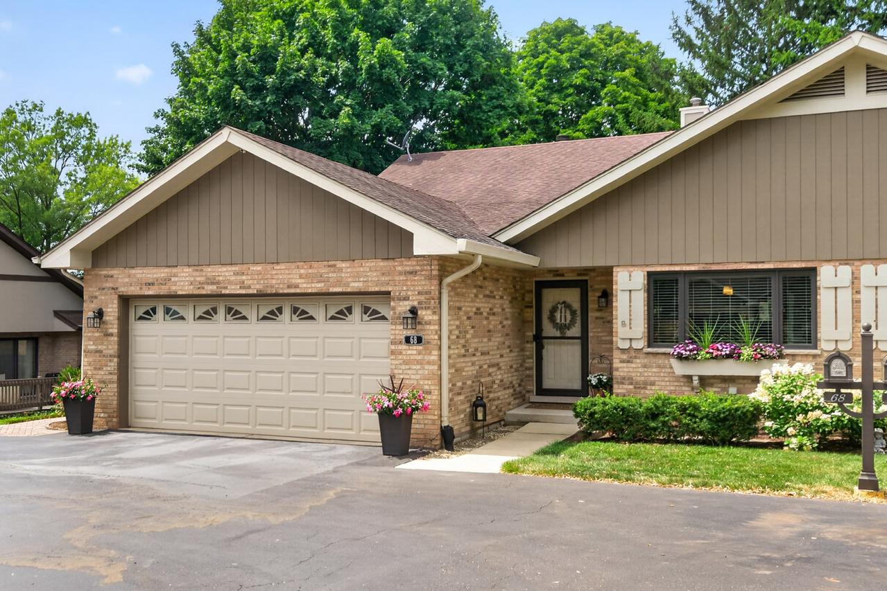 68 Chelsea St., Bloomingdale, IL 60108