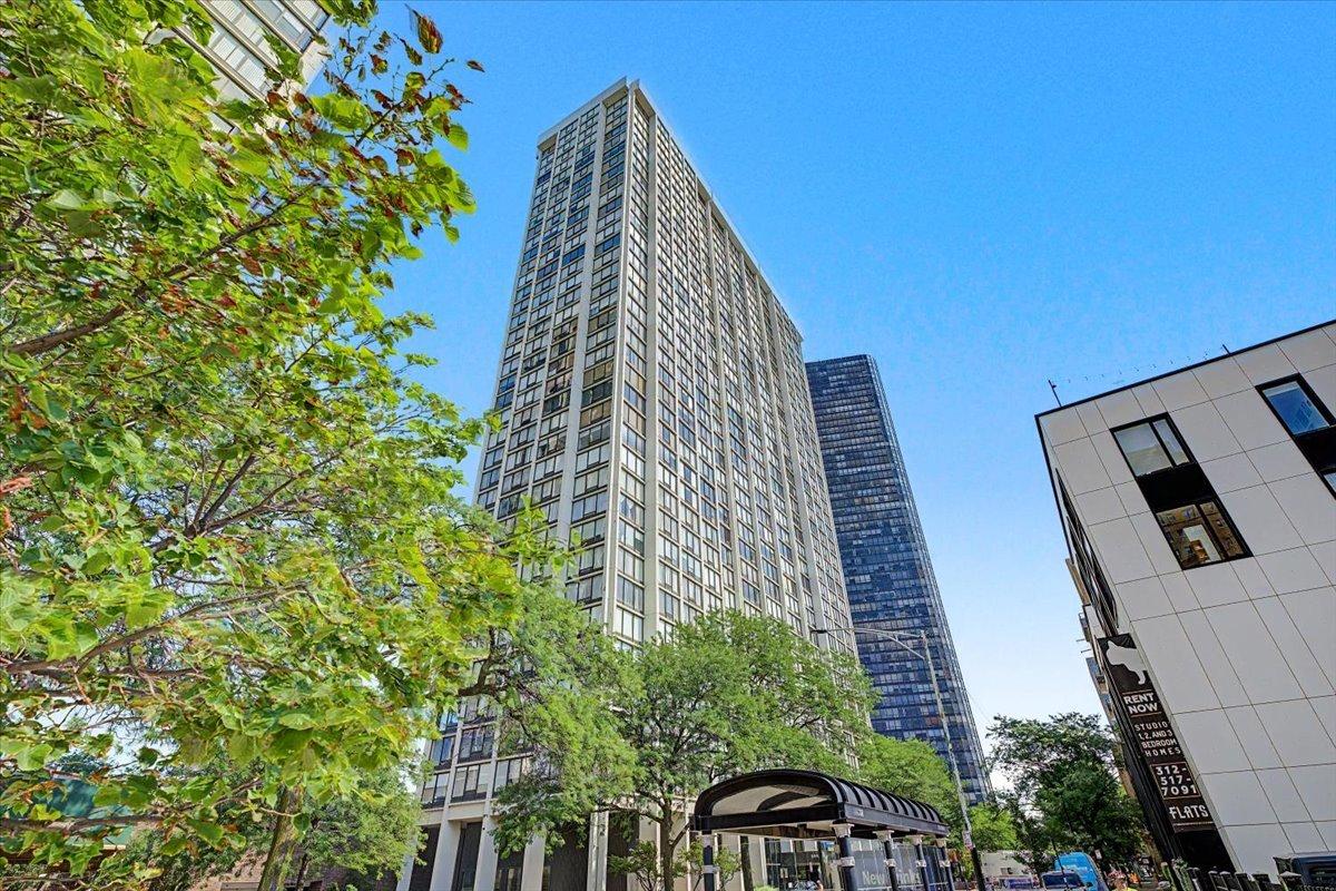 5445 N Sheridan Rd. #2506, Chicago, IL 60640