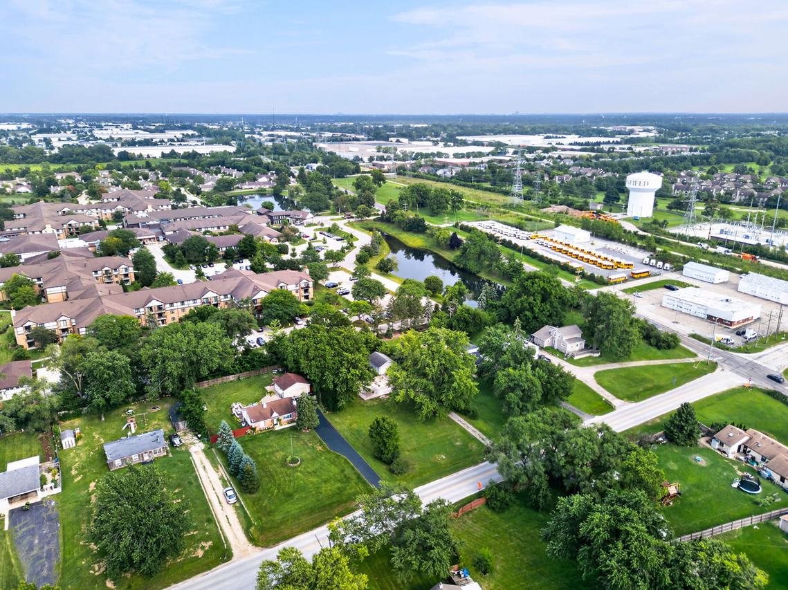 2N075 Pleasant Hill Rd., Carol Stream, IL 60188