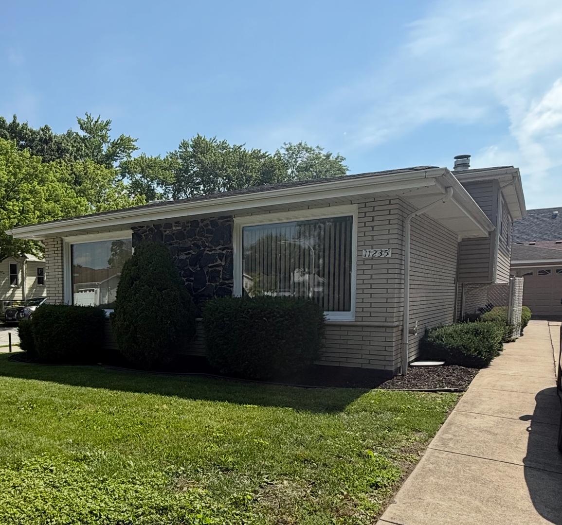 11235 S Saint Louis Ave., Chicago, IL 60655