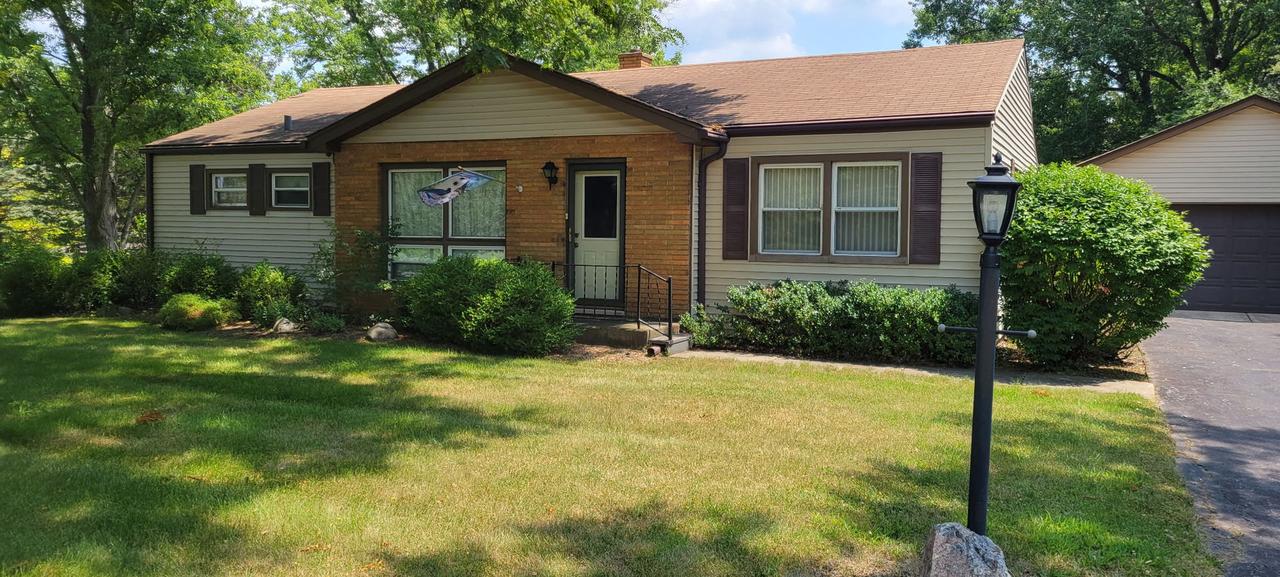 7N783 Stevens Rd., St. Charles, IL 60175