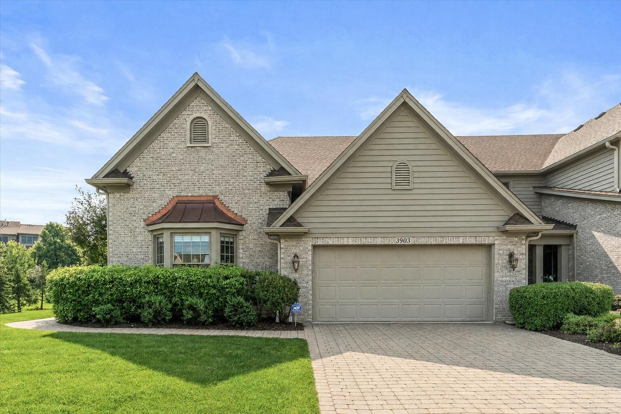 3903 Ridge Pointe Dr., Geneva, IL 60134